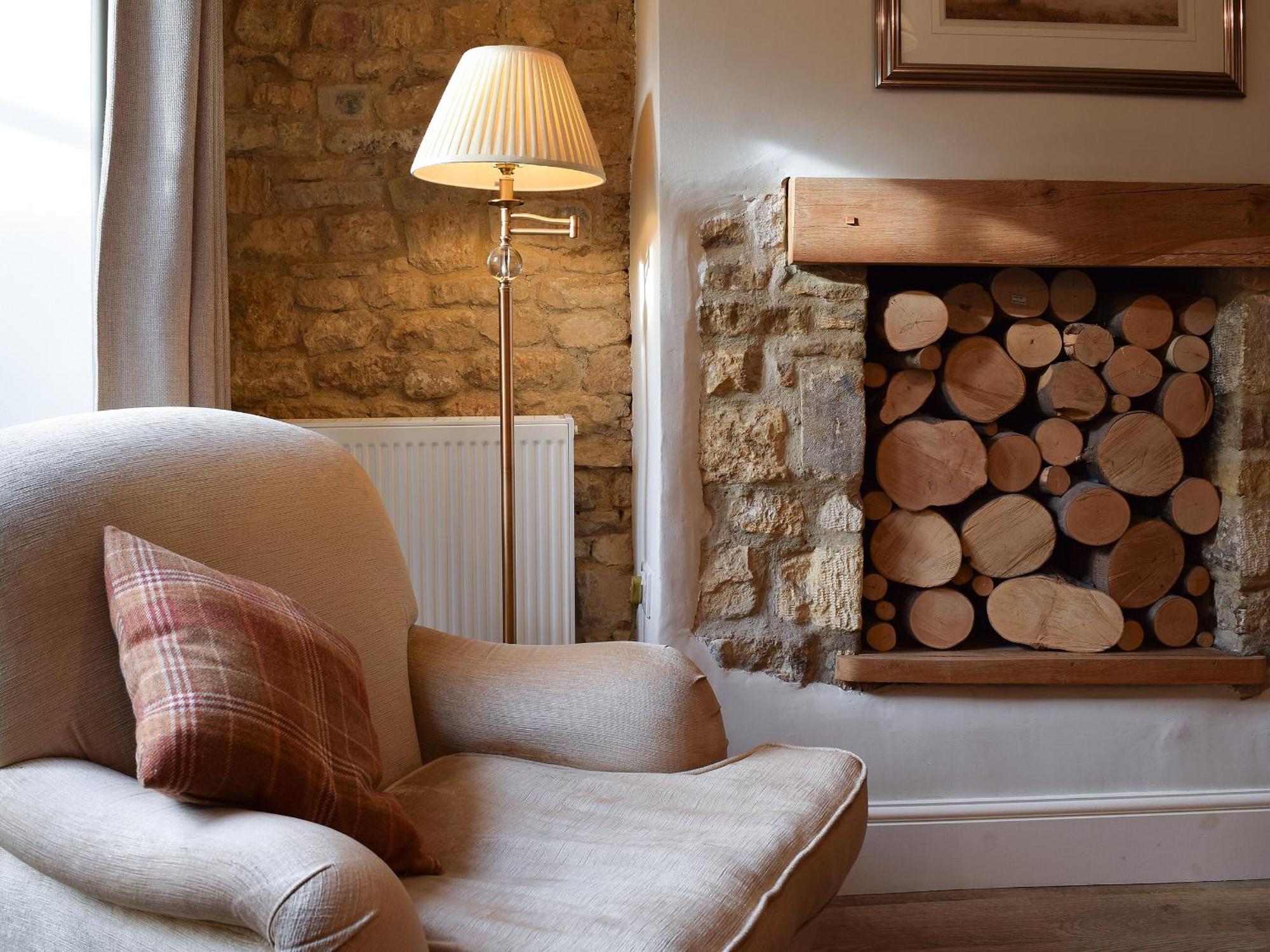 Bourton-on-the-Water Spring Cottage מראה חיצוני תמונה